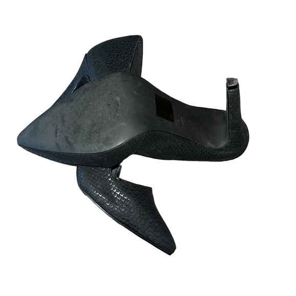 Call It Spring Heels Pumps - Picture 5 of 6